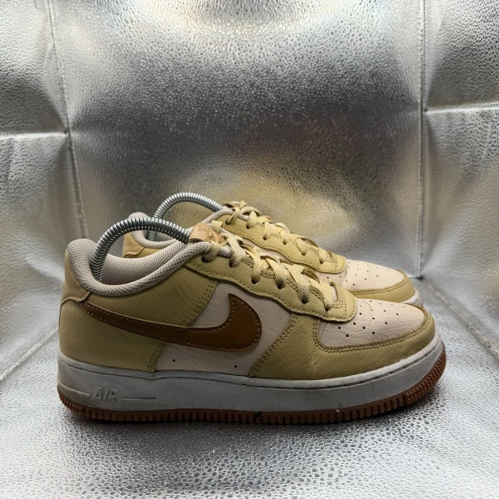 Size 6.5Y Nike Air Force 1 LV8 Brown‎ Youths Low Top Lace Up Sneaker DQ5973-200